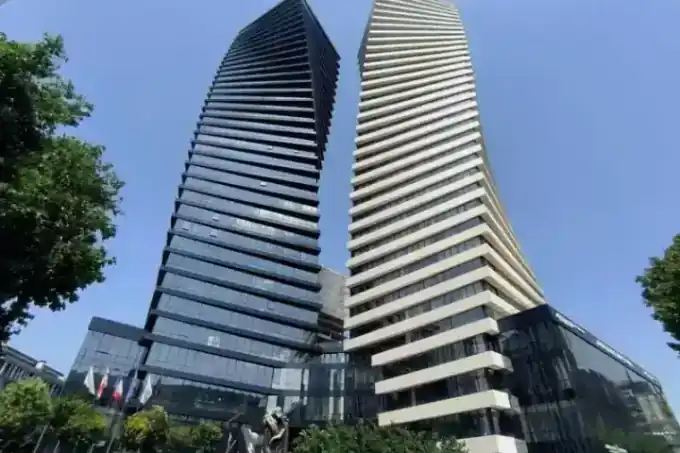 Axis Towers — Gallery View 1