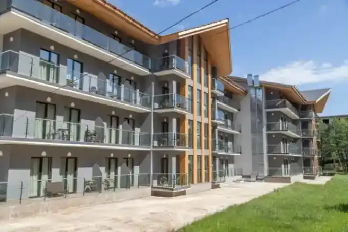 Crystal Resort — Gallery View 1