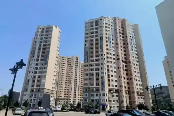 Dirsi Riverside — Gallery View 2
