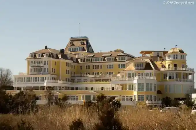 Ocean House — Main View